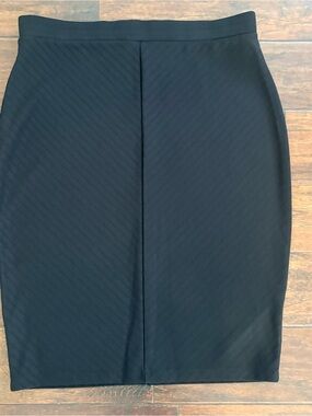 APT. 9 Classic Black Pencil Skirt - Women's Workwear